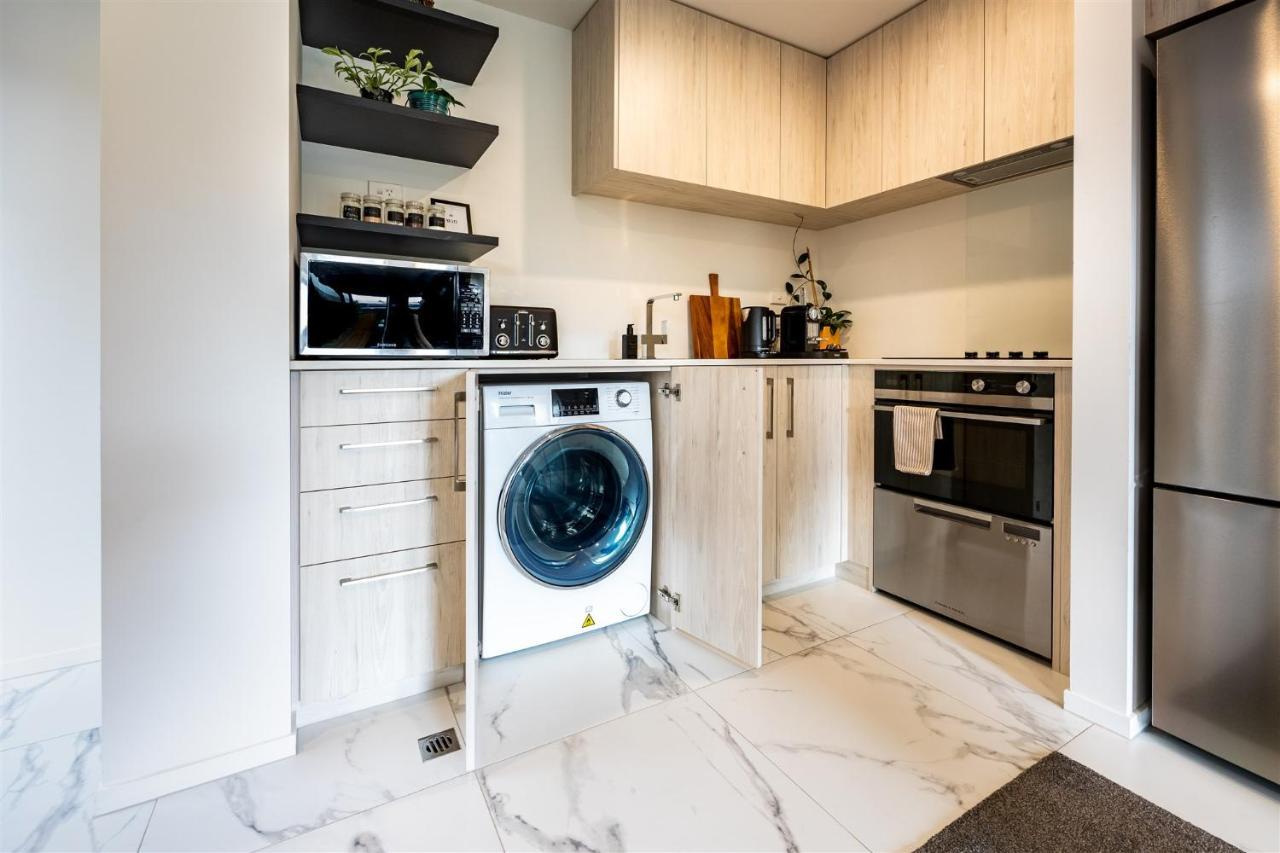 Stylish Home In Christchurch Central ภายนอก รูปภาพ